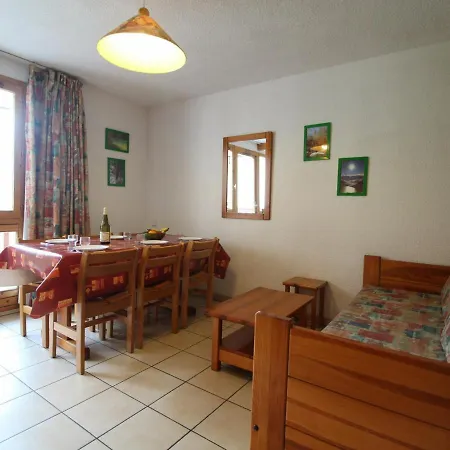 Cosy 6 Pers Avec Balcon, Draps Et Wifi Inclus, A Termignon-val Cenis - Fr-1-508-1 Apartment